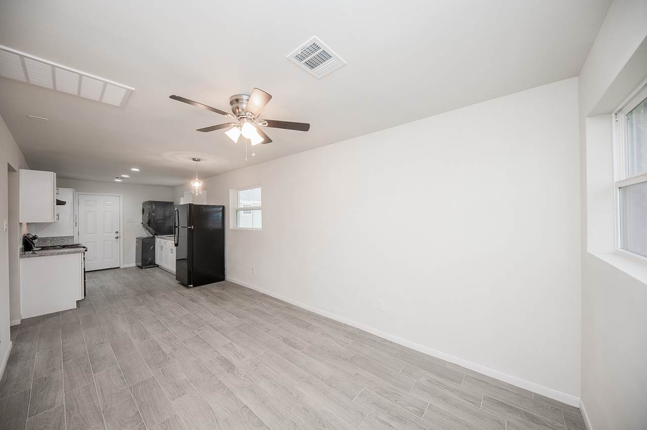 5042 Mallow Street - Photo 1