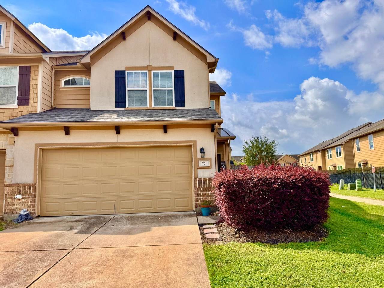 3947 Calgary Circle - Photo 1