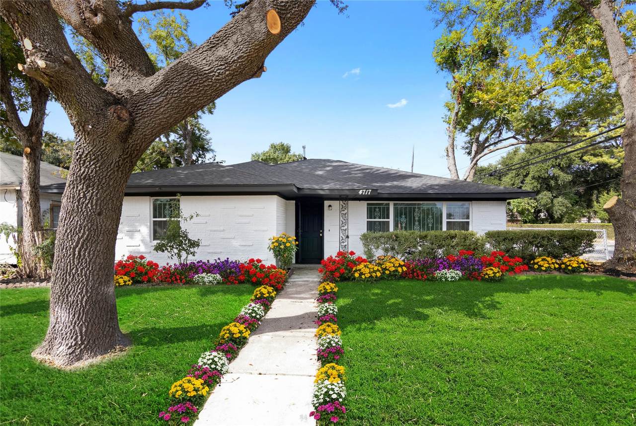 4717 Pickfair Street - Photo 1