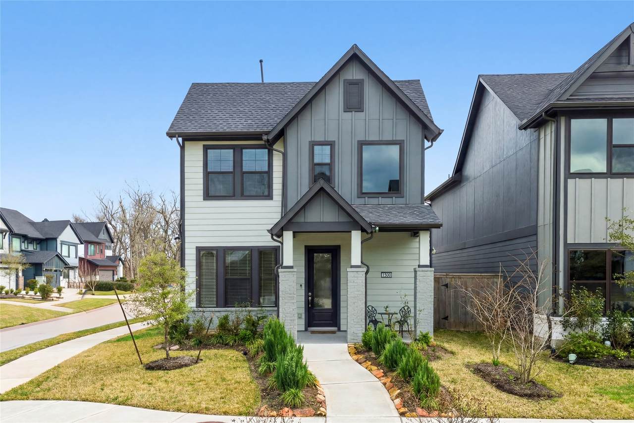 1530 Noble Park Drive - Photo 1