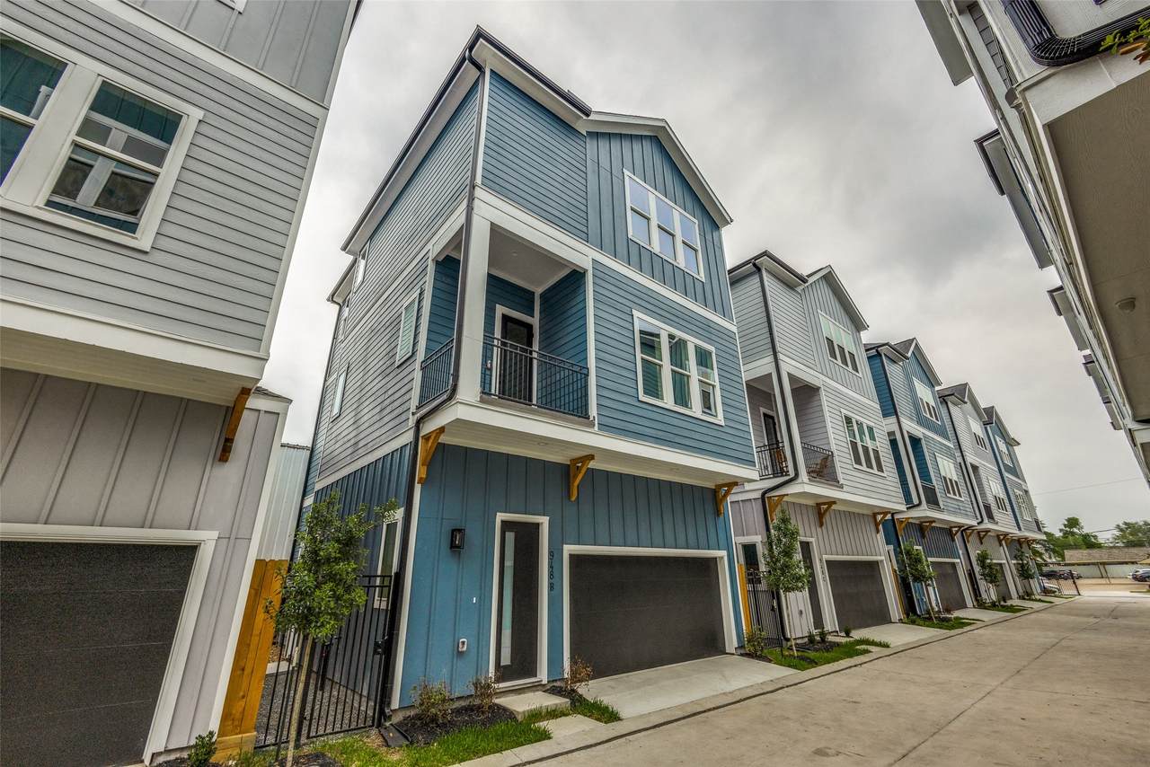 948 Fisher Street - Photo 1