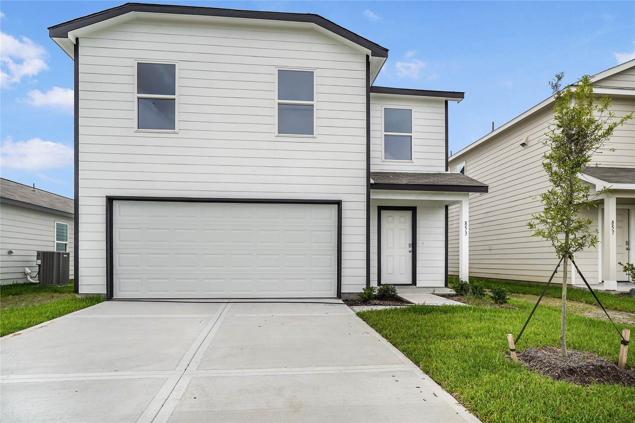 853 Road 590114 - Photo 1