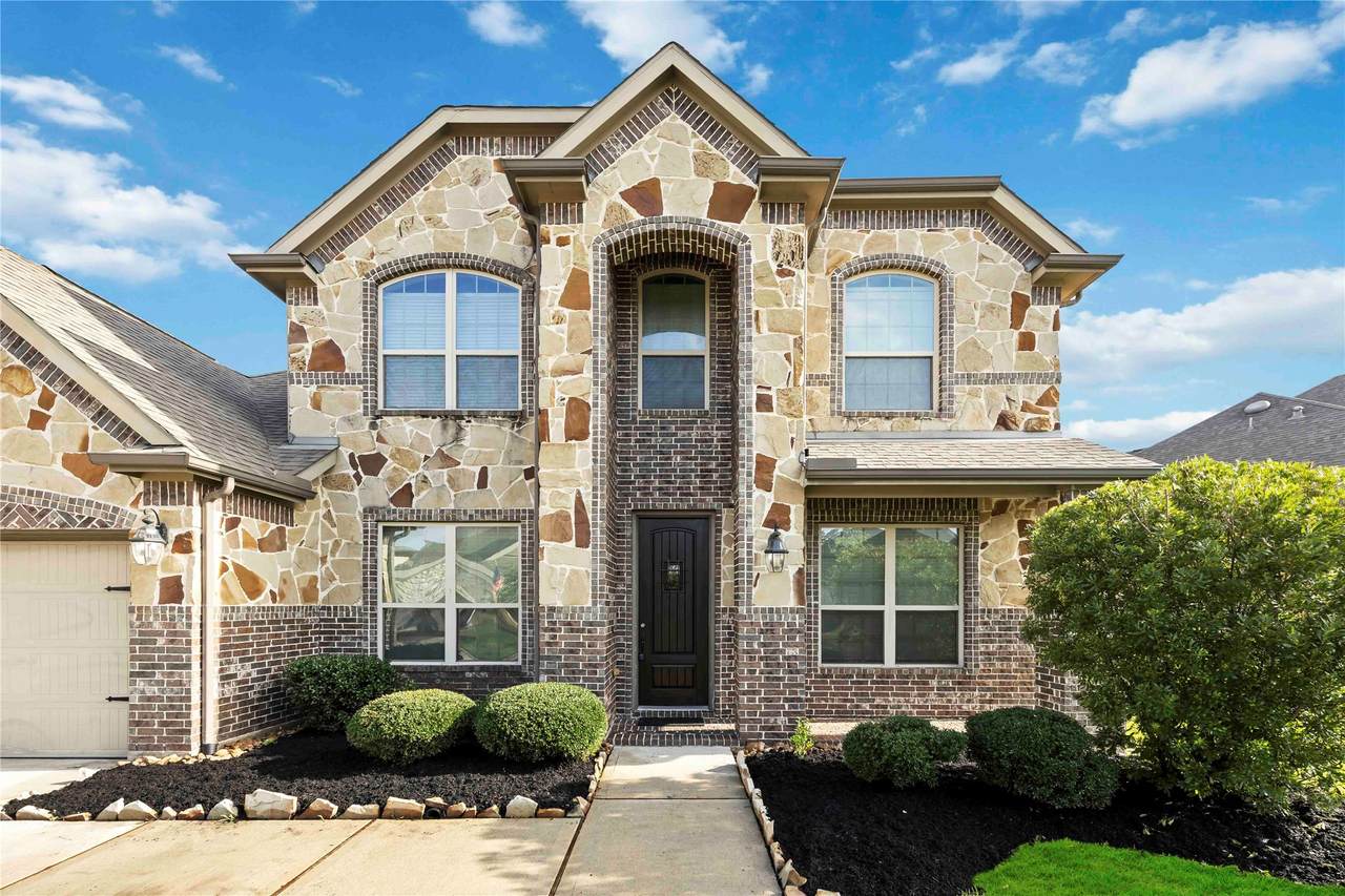 13318 Cameron Reach Drive - Photo 1