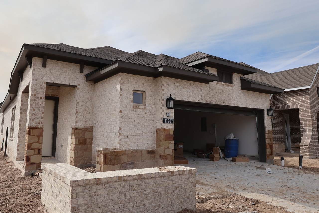 11207 Cassia Tree Lane - Photo 1