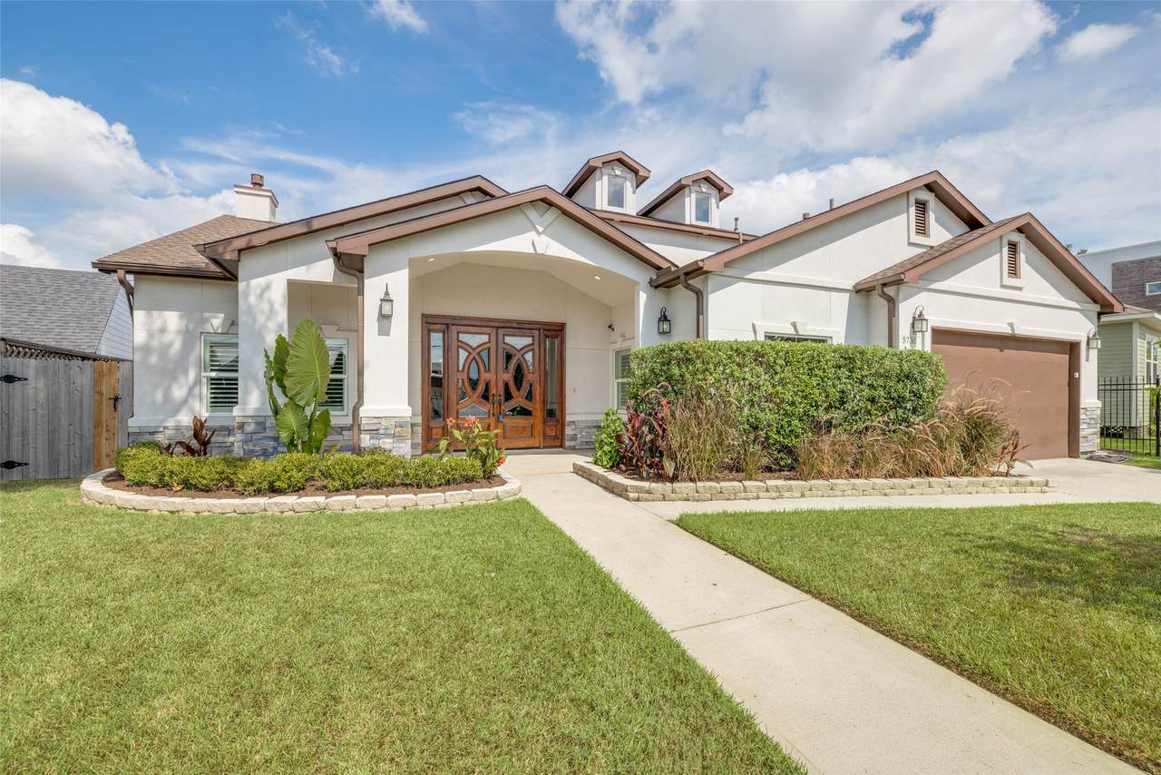 5730 Cullen Boulevard - Photo 1