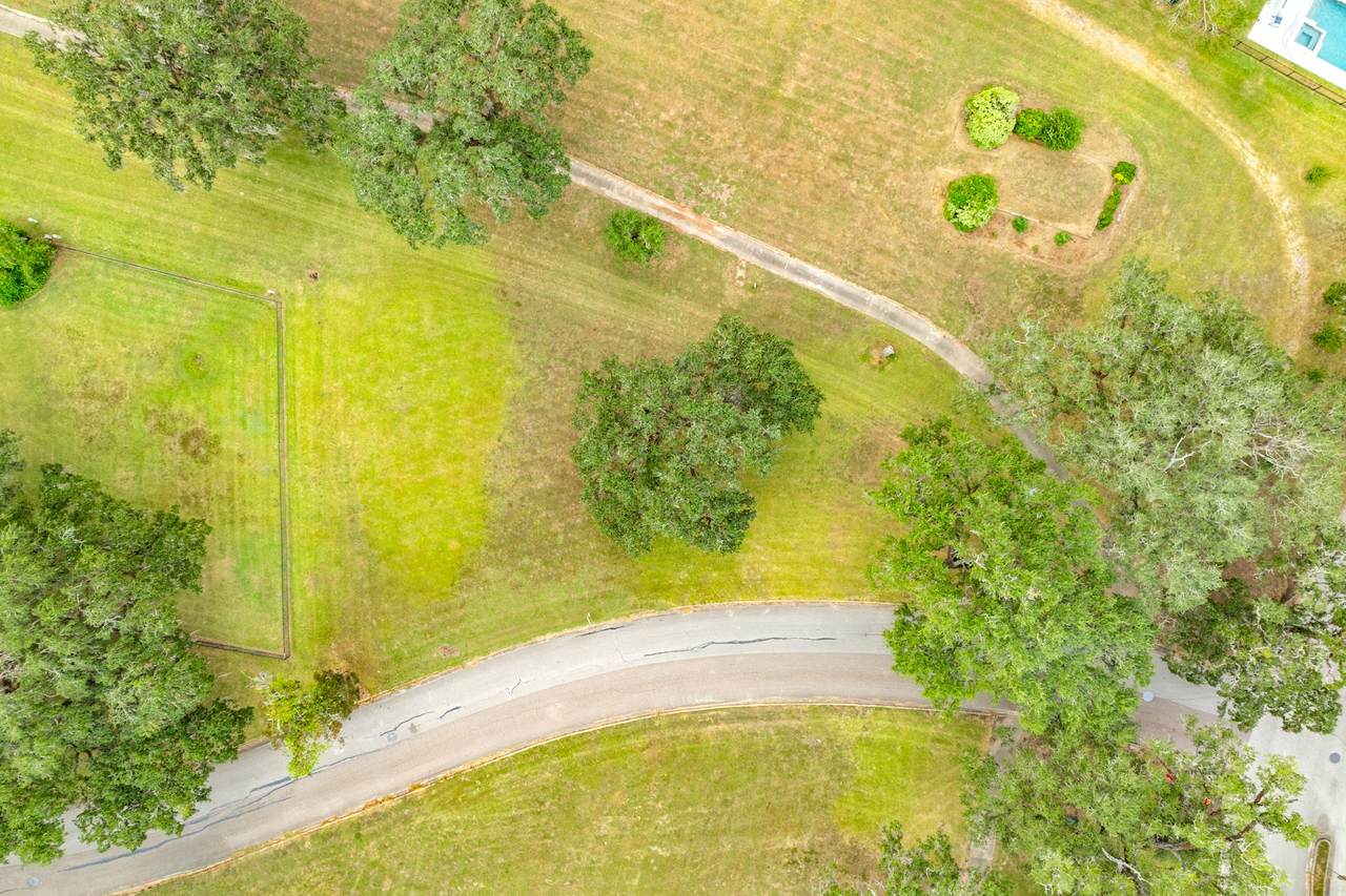 2268 Sunset Oaks Drive - Photo 1