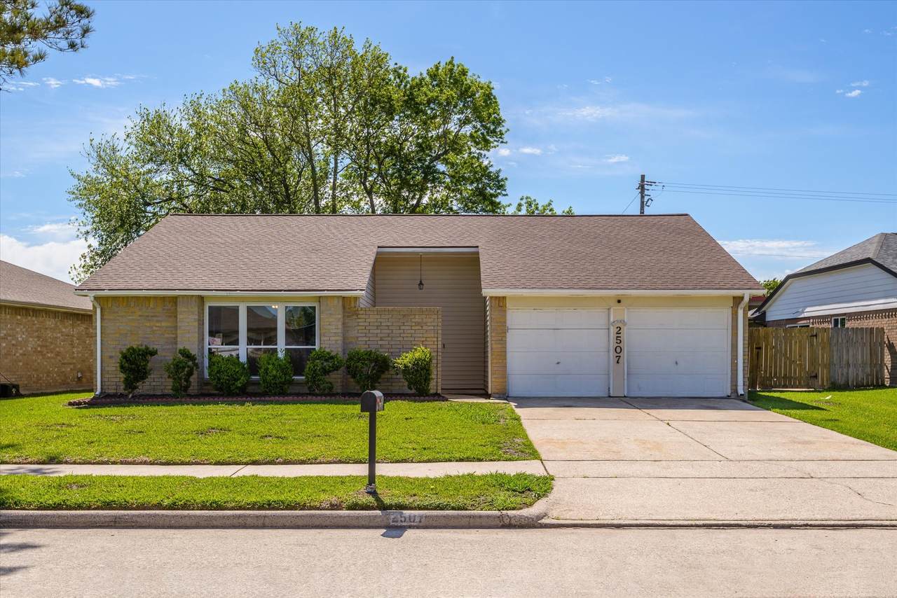2507 Kings Chapel Road - Photo 1