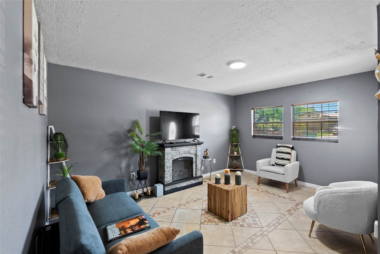 509 Arno Street - Photo 1