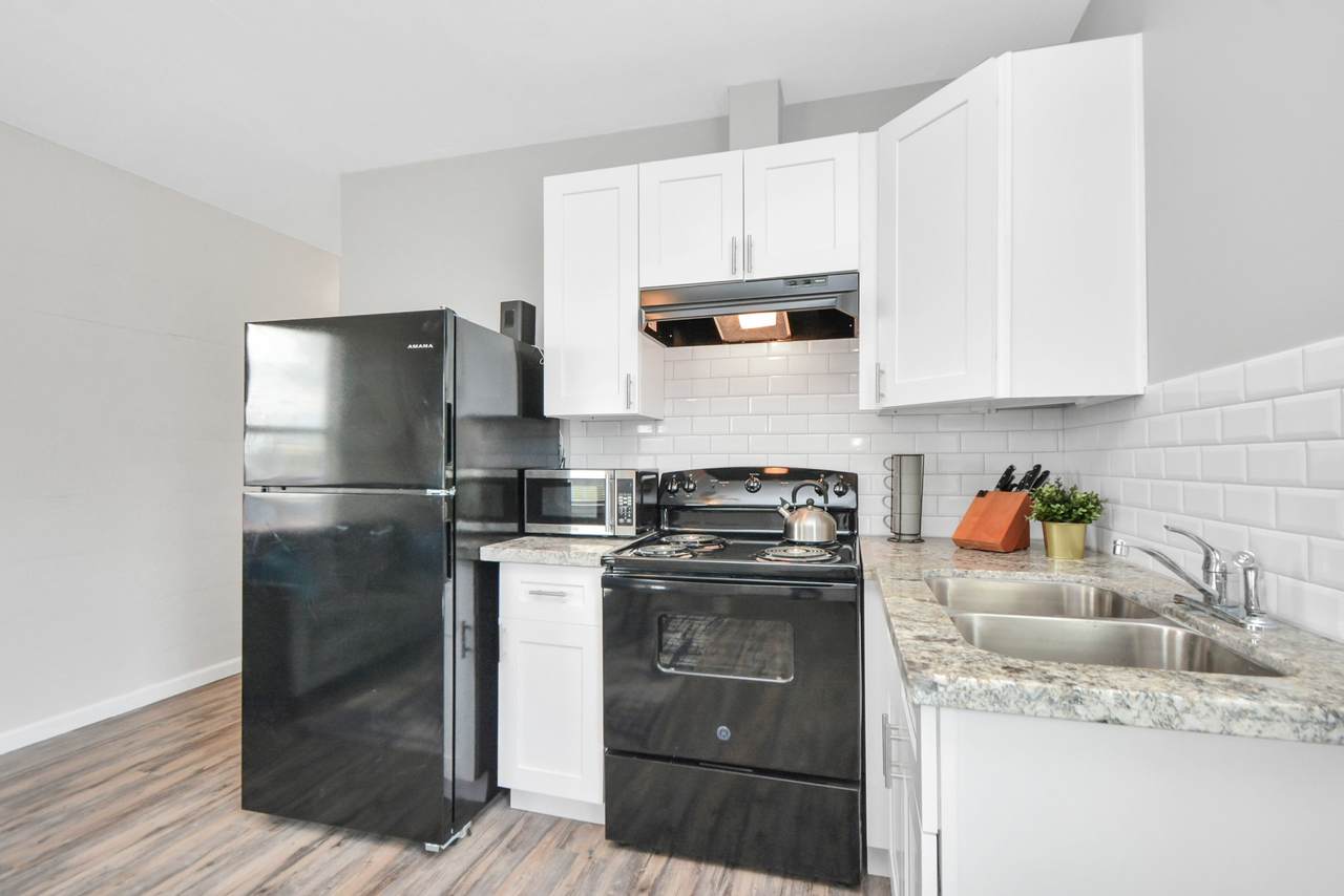 1801 Roosevelt Street - Photo 1