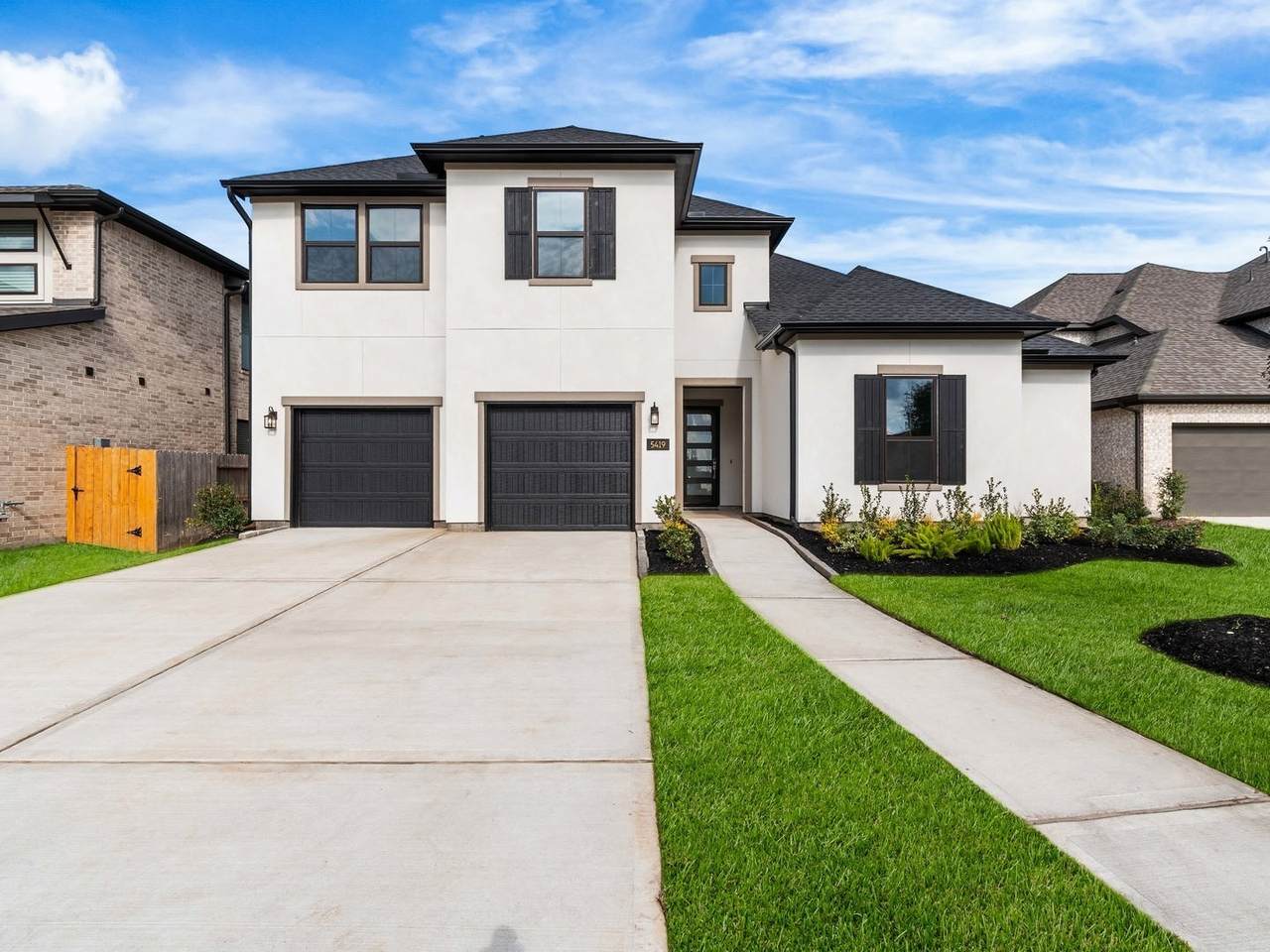 5419 Gilded Estates Drive - Photo 1