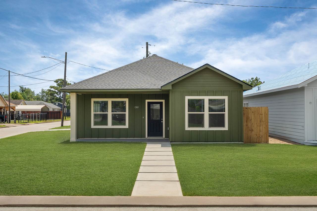 1301 Hawthorne Street - Photo 1
