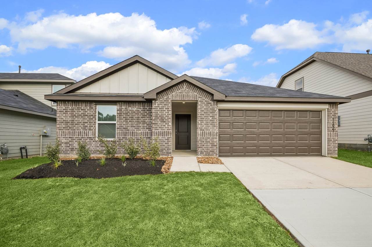 11822 Serenas Song Drive - Photo 1