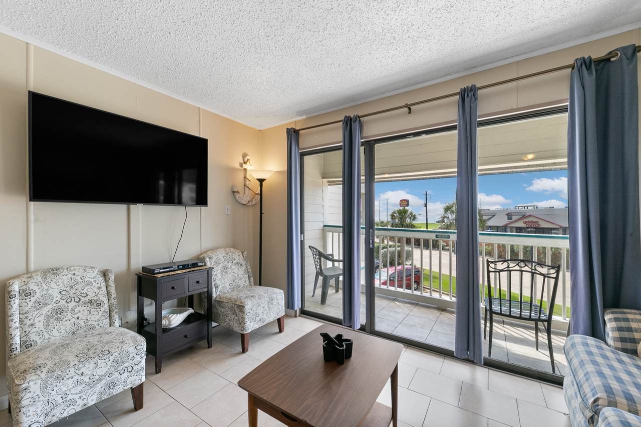 6102 Seawall Boulevard - Photo 1