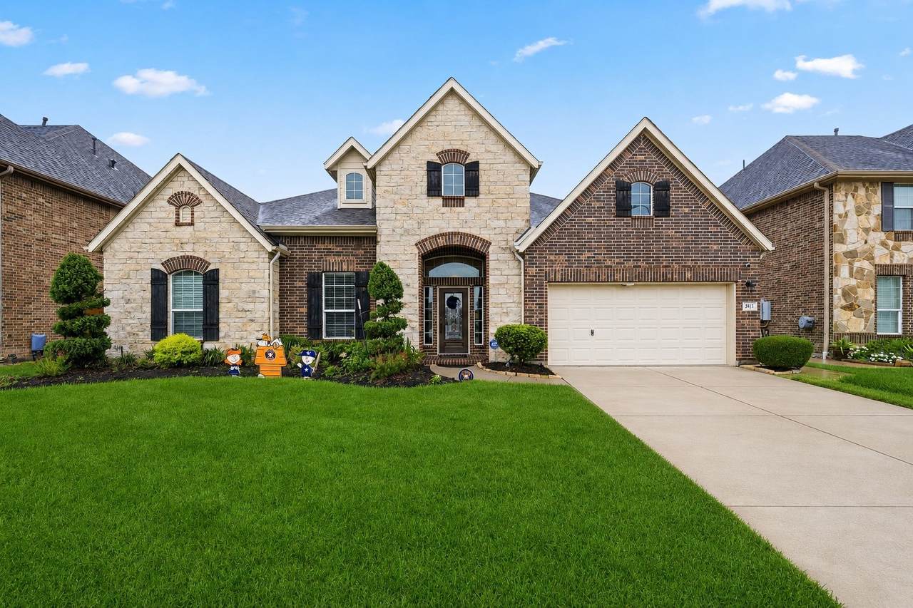 4313 Ashley Lane - Photo 1