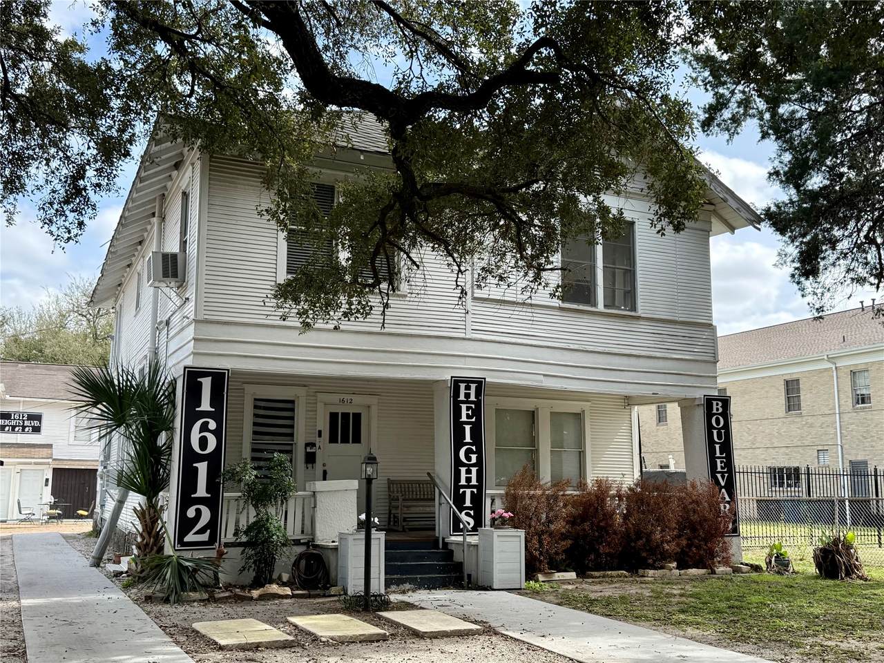 1612 Heights Boulevard - Photo 1