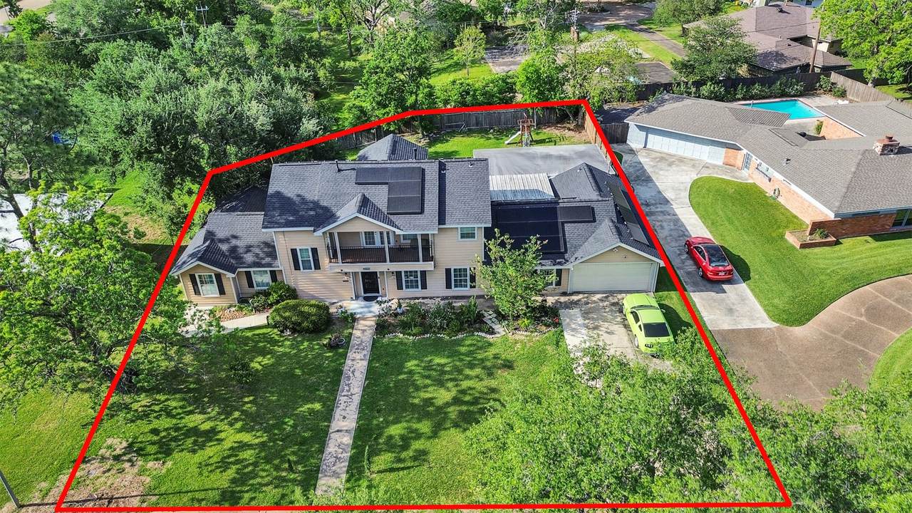7923 Glenview Drive - Photo 1