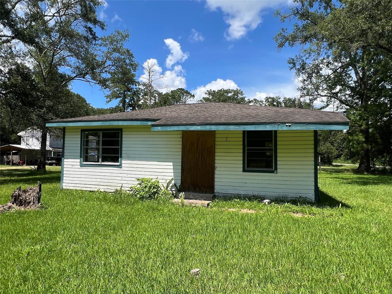 120 Lawrence Lane - Photo 1