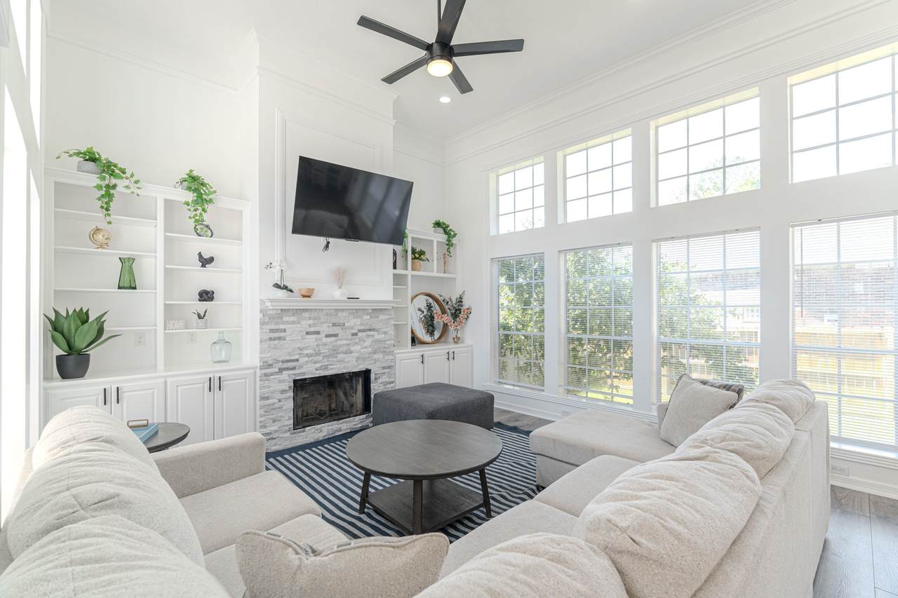 3631 Country Club Boulevard - Photo 1