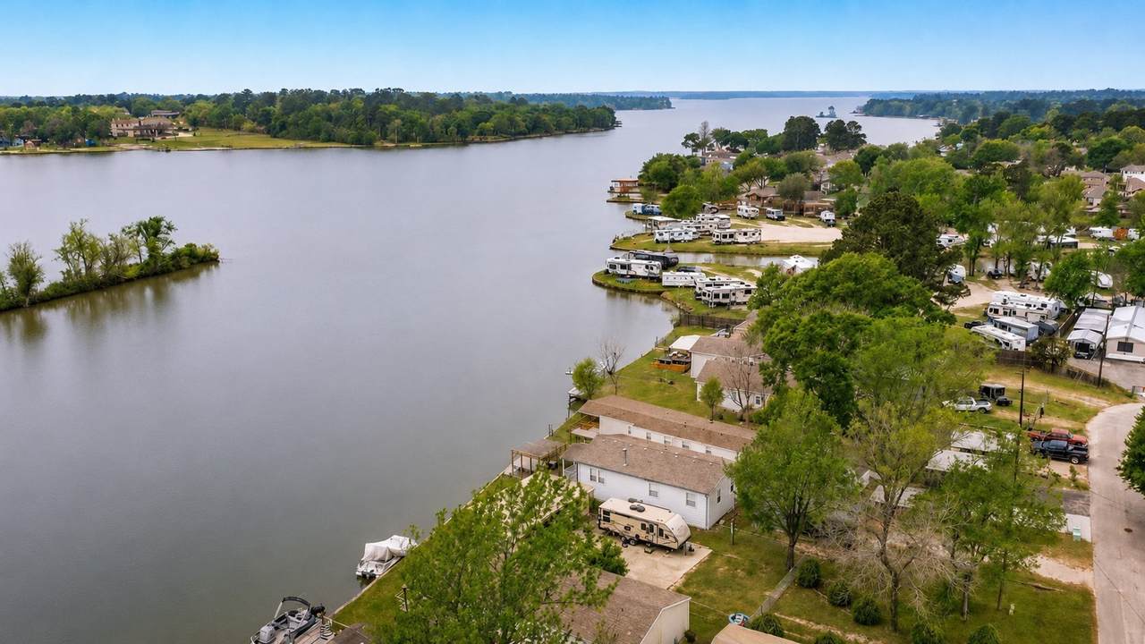 12713 Paradise View Court - Photo 1