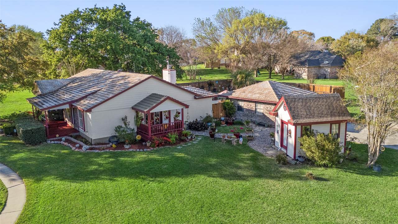7034 Kingston Cove Lane - Photo 1