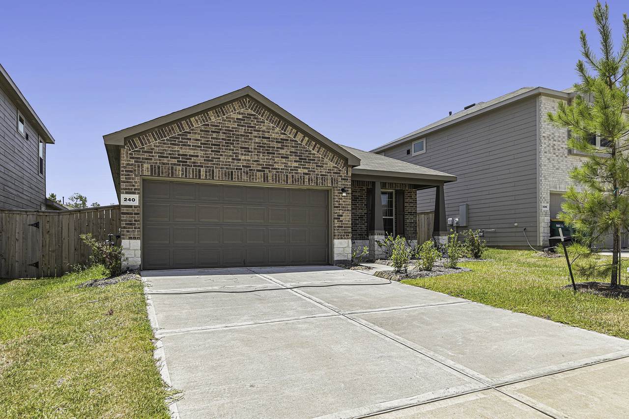 240 Seven Pines Drive - Photo 1