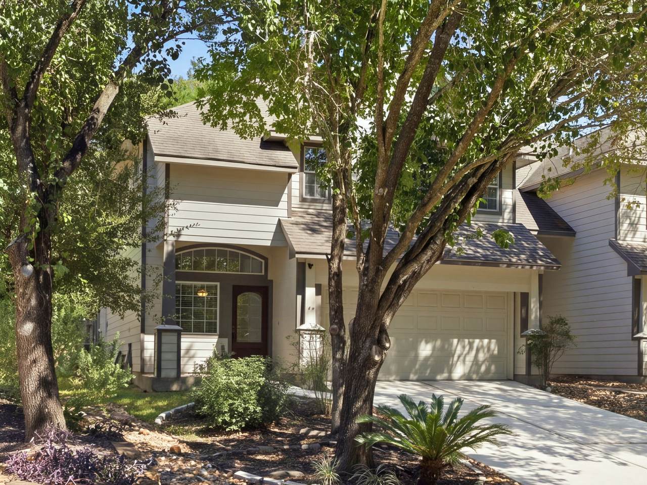 130 Ledgestone Place - Photo 1