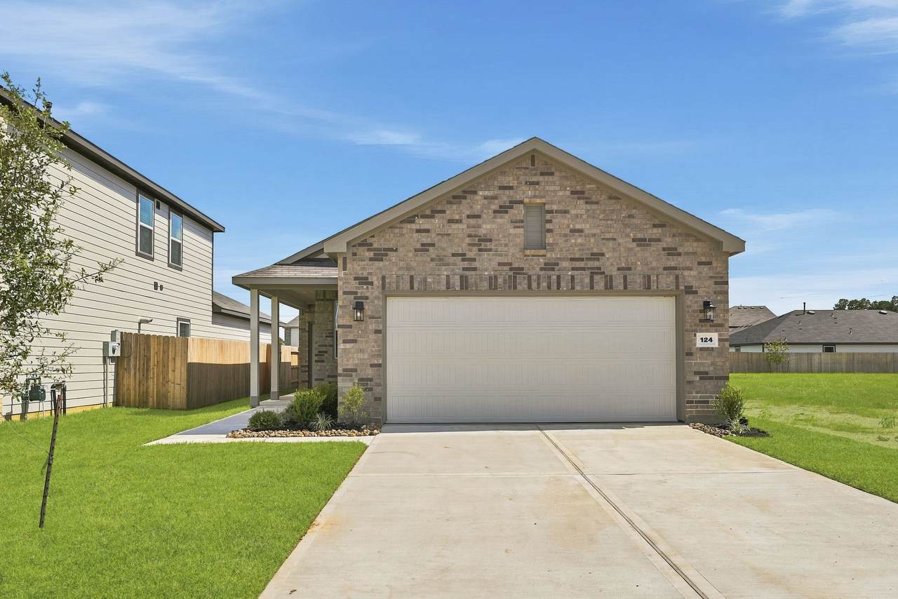 124 Rising Cedar Lane - Photo 1