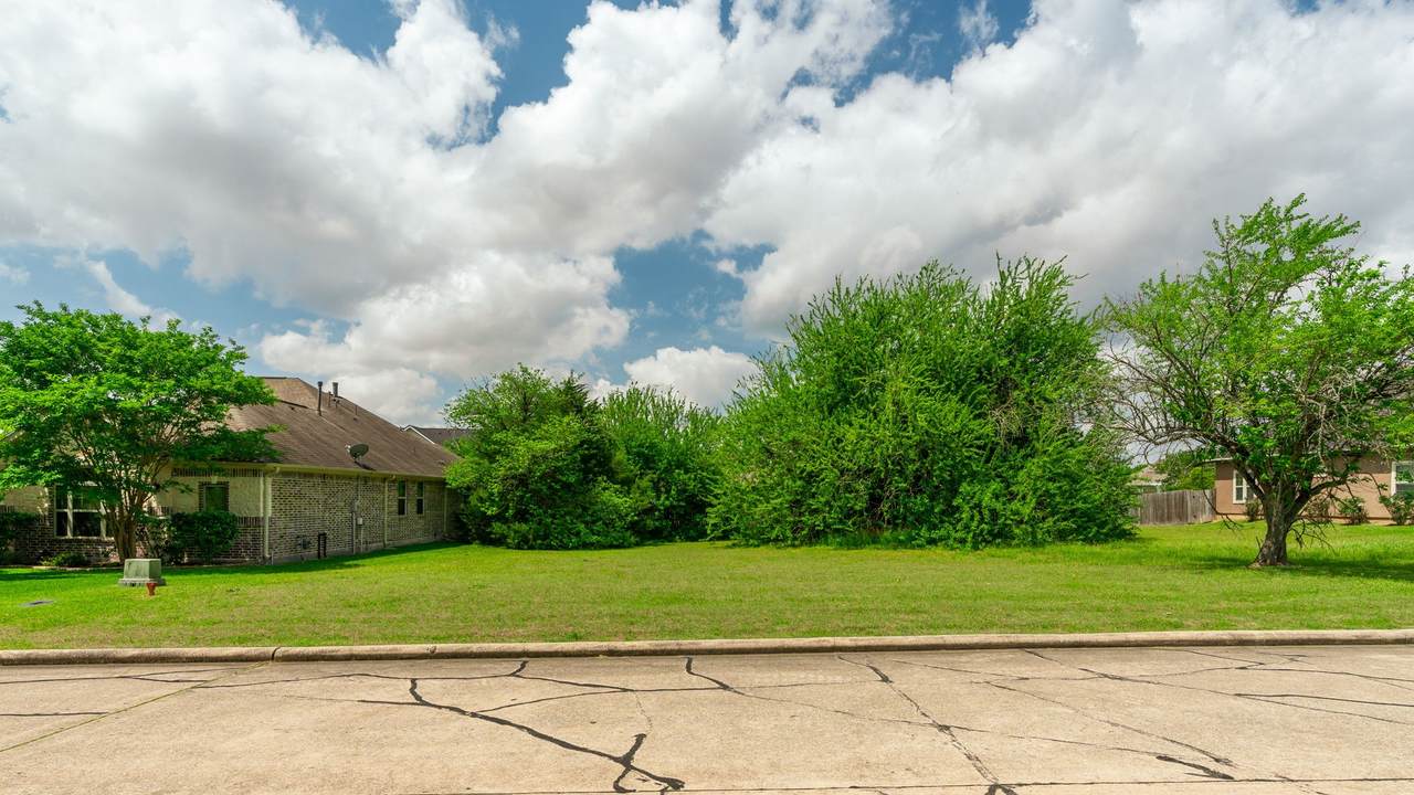 29 Bermuda Circle - Photo 1