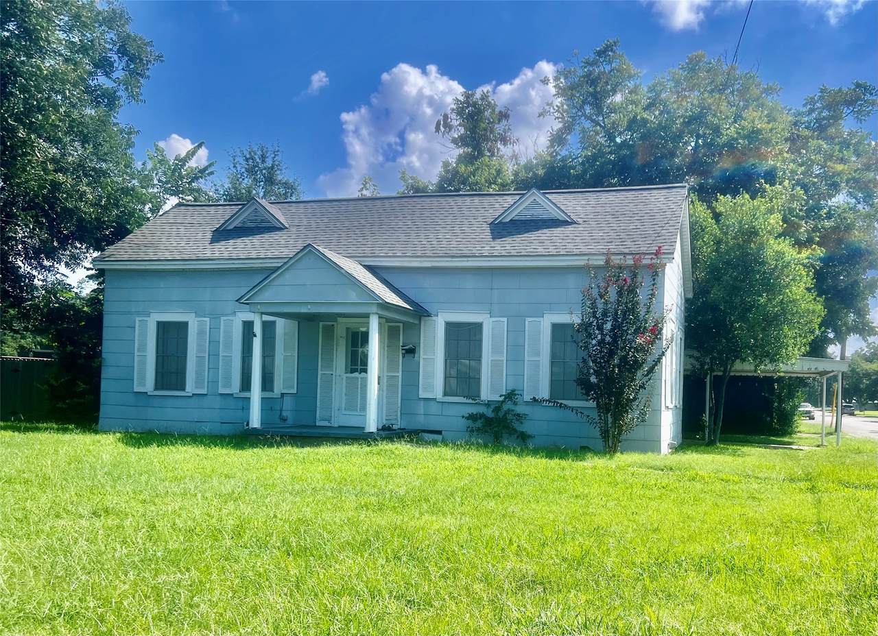 559 Madison - Photo 1