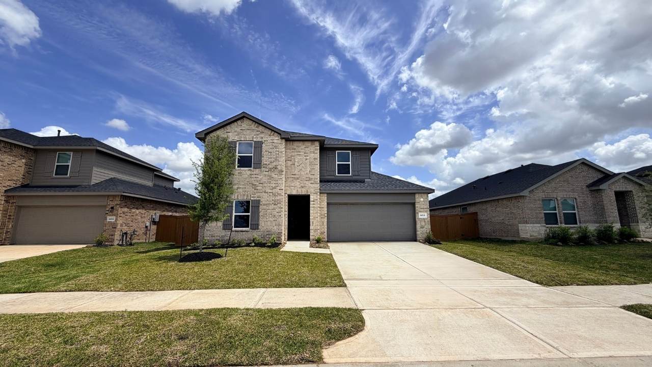 6018 Bella Breeze Drive - Photo 1