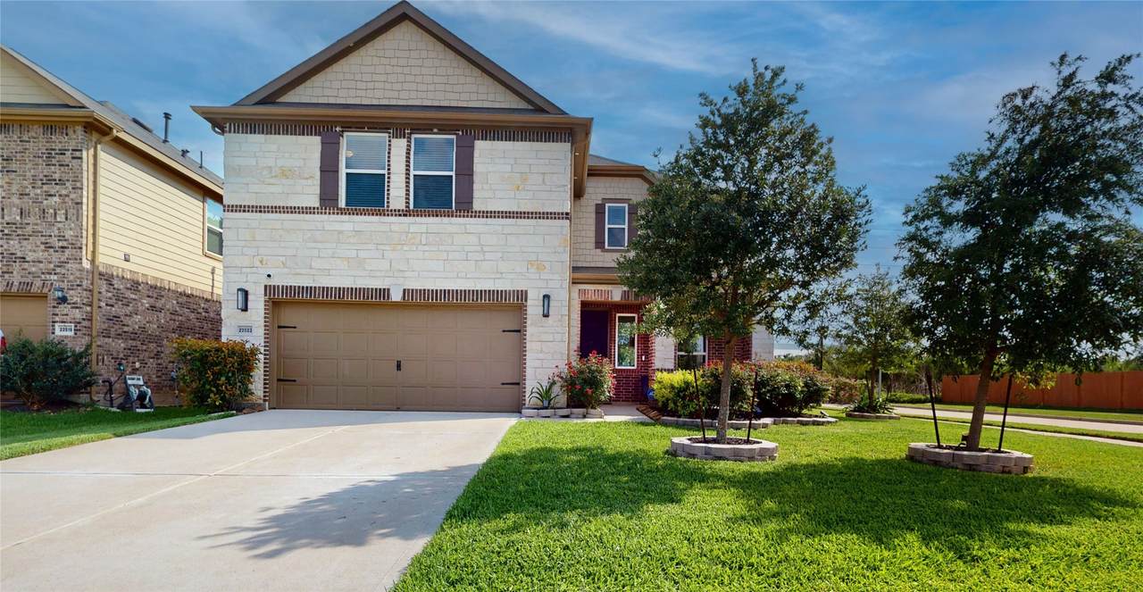 22523 Strathmore Drive - Photo 1