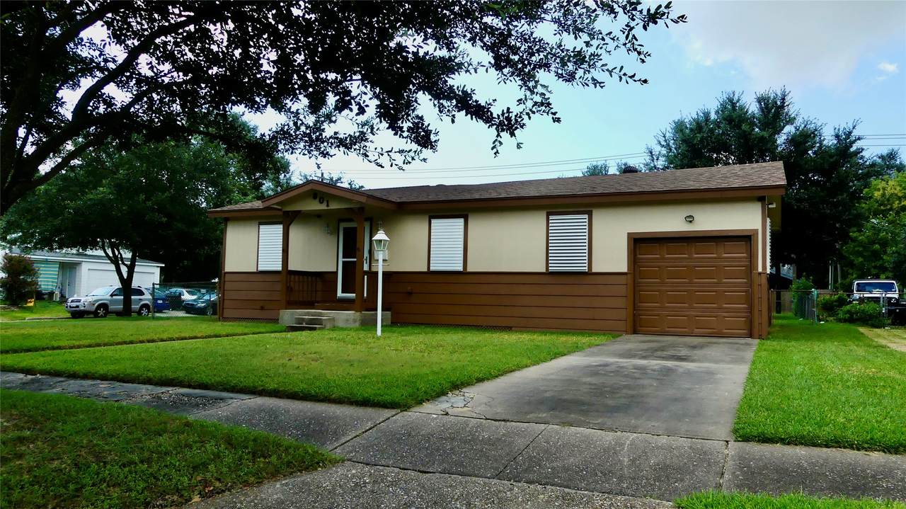 801 19th Avenue - Photo 1