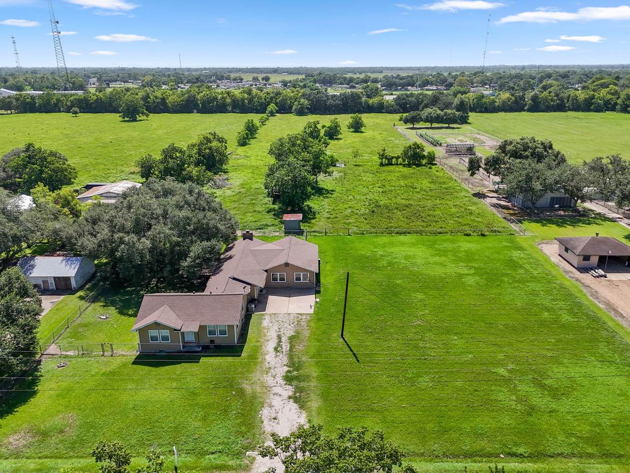 118 Cedar Vale Road - Photo 1
