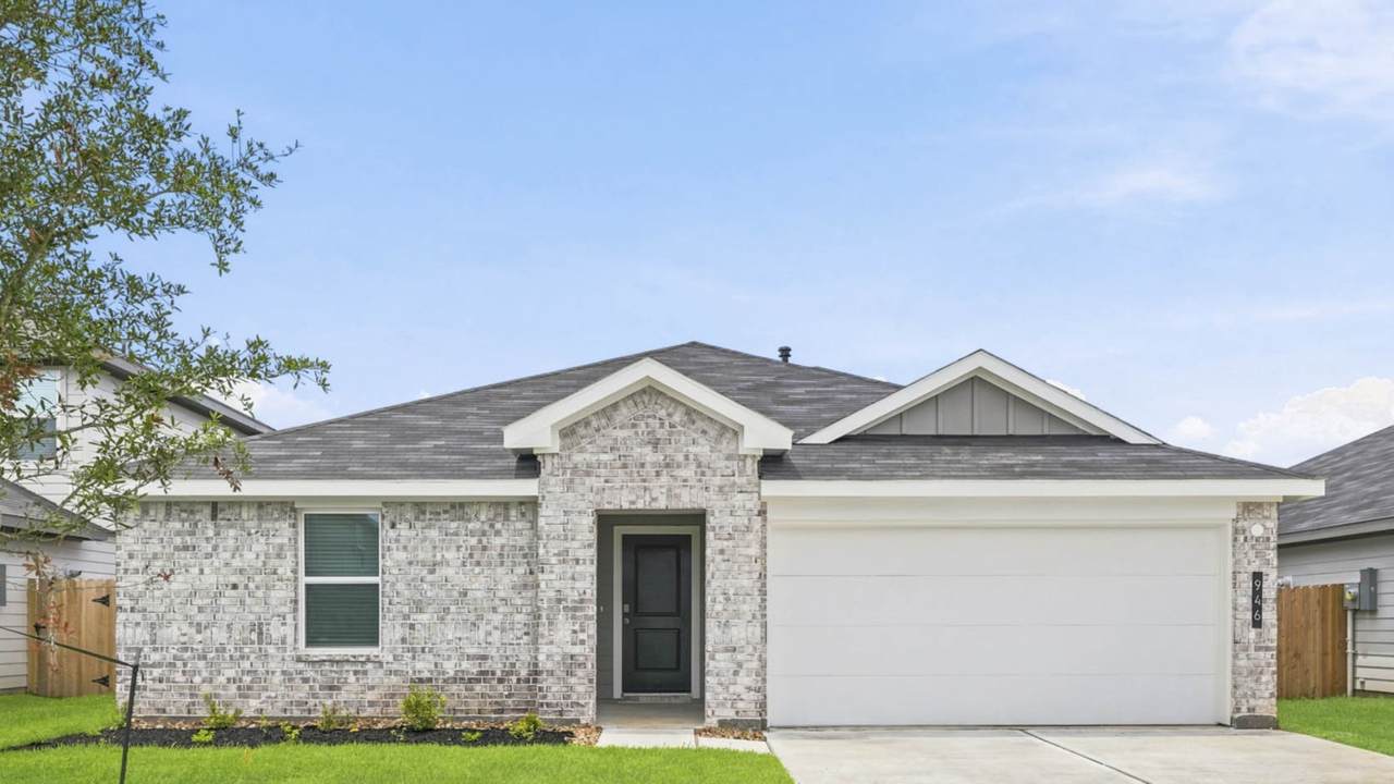 946 Sutherland Falls Street - Photo 1