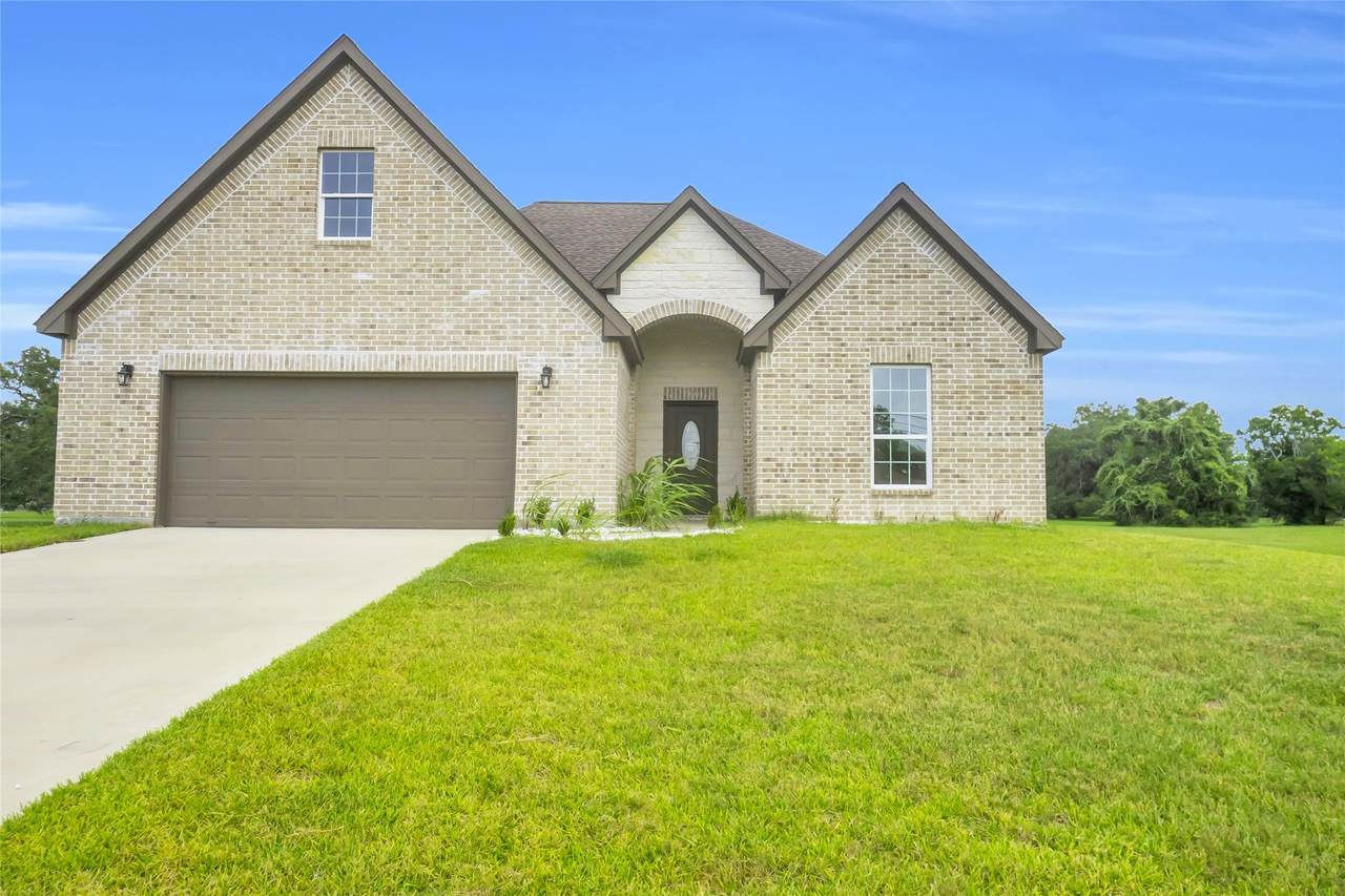 632 Mill Road - Photo 1