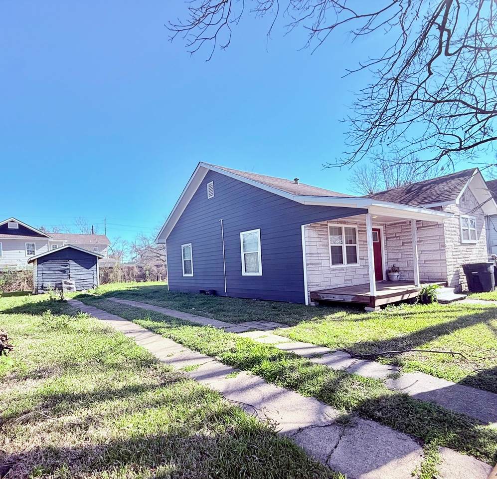 7125 Avenue - Photo 1
