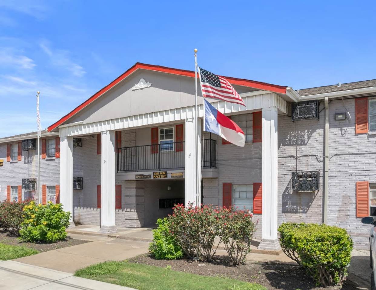 8345 Park Place Boulevard - Photo 1