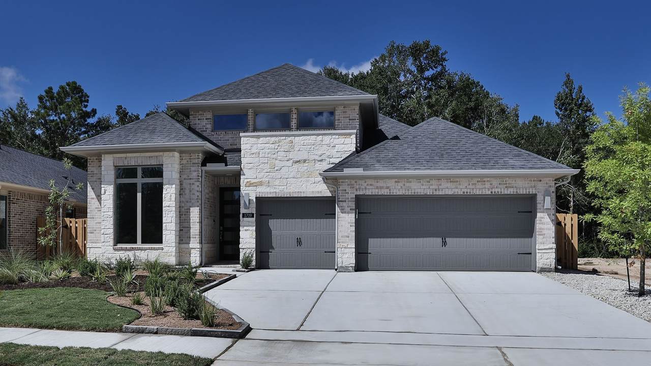 1719 El Pino Street - Photo 1