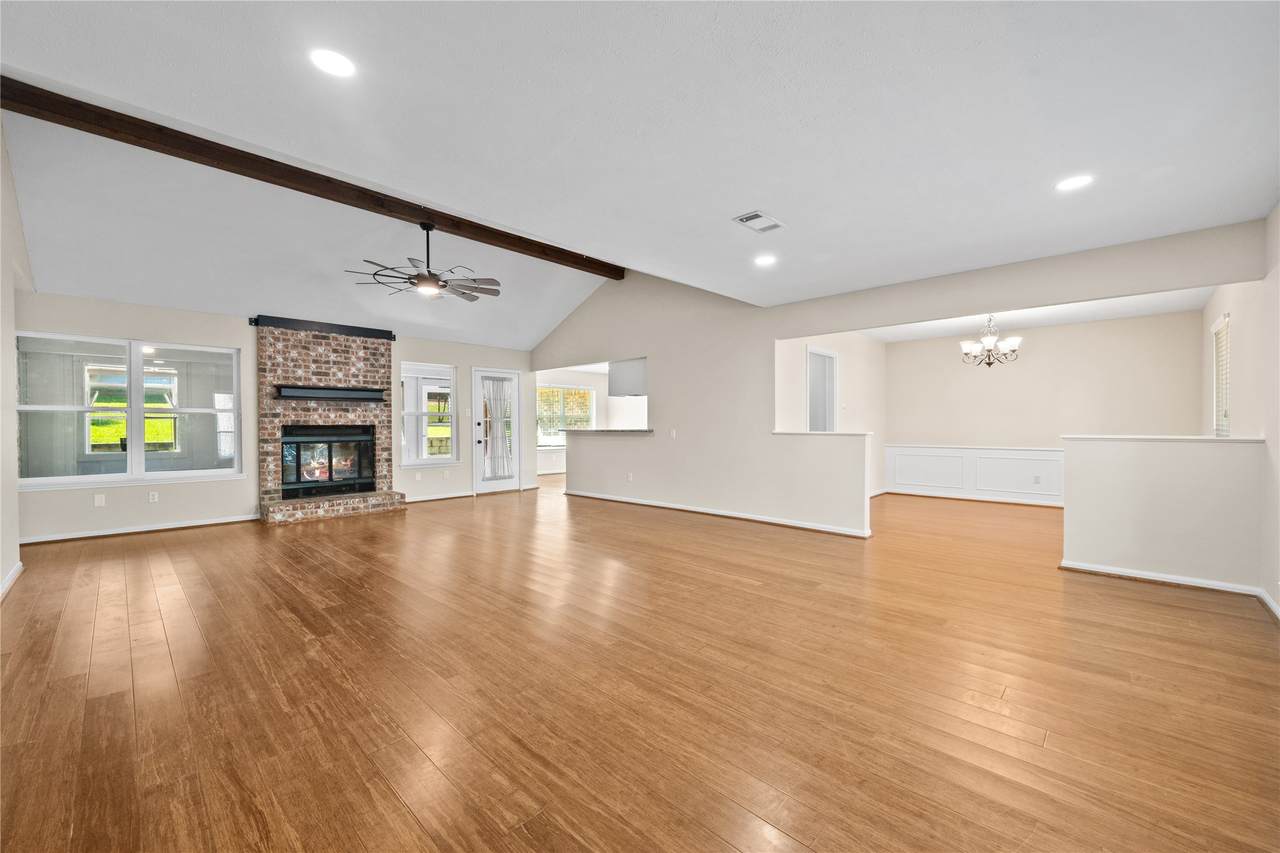 603 Hillcrest Circle - Photo 1