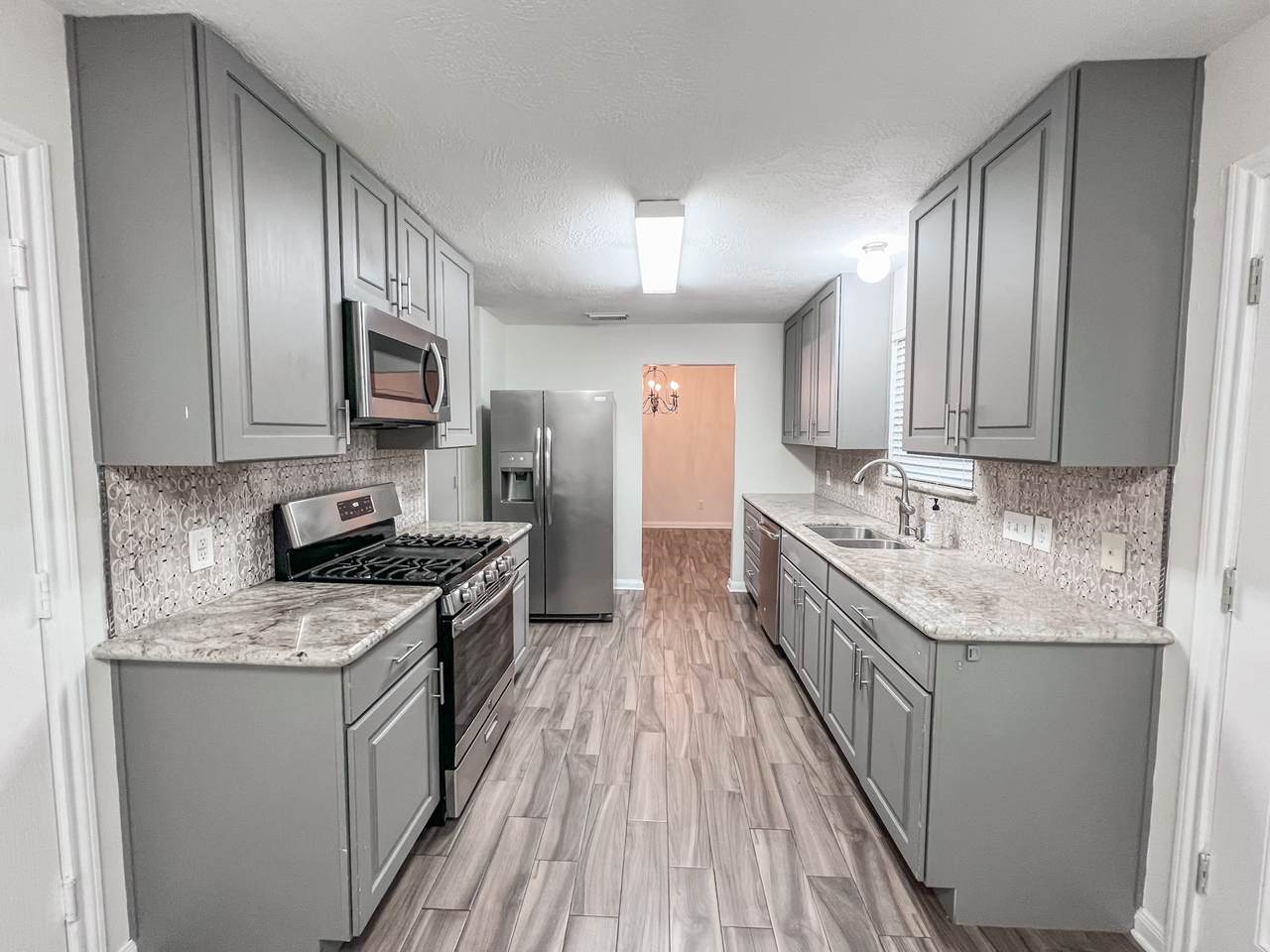 319 Grand Isle Lane - Photo 1