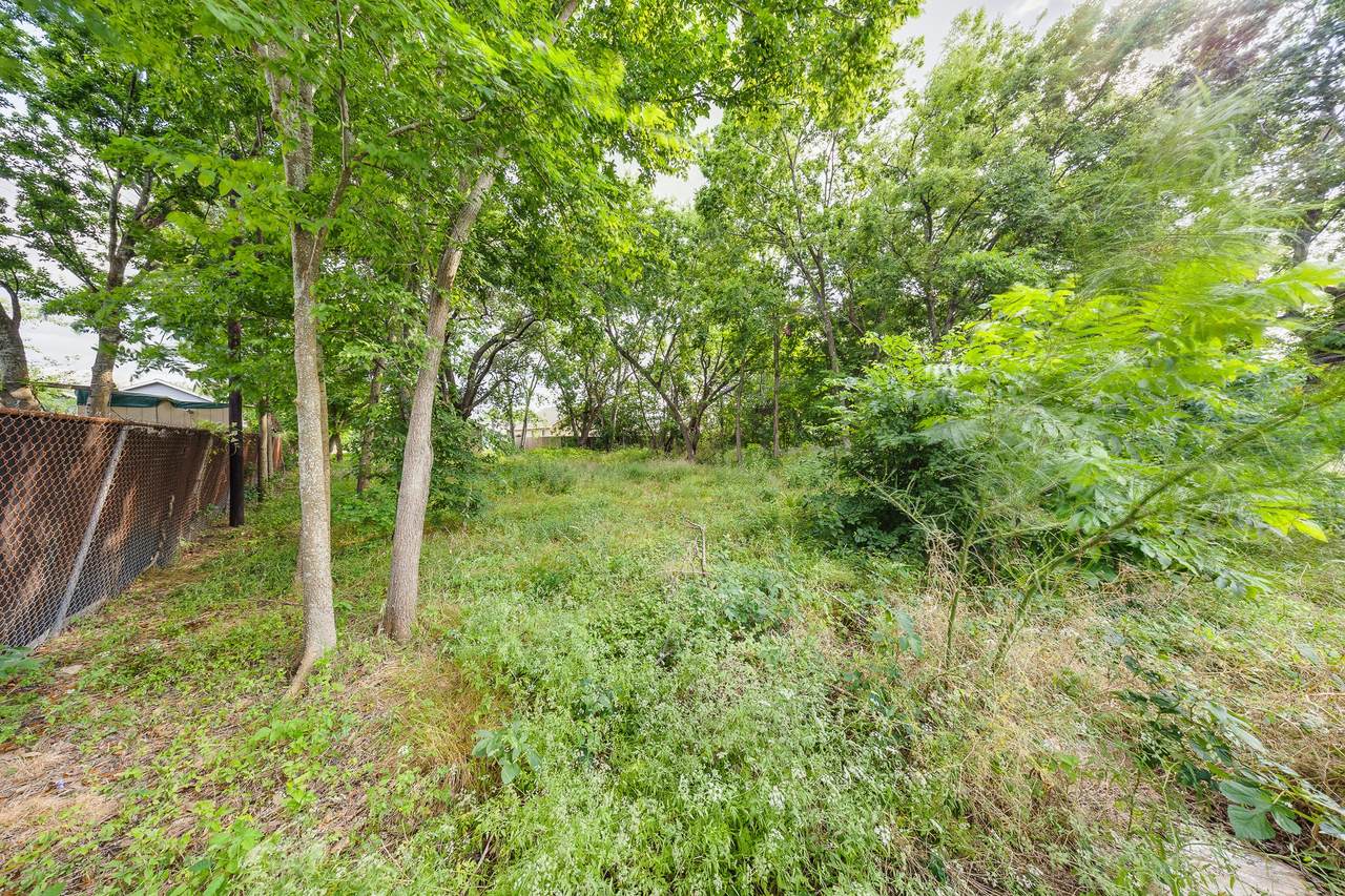 432 Pennsylvania Street - Photo 1