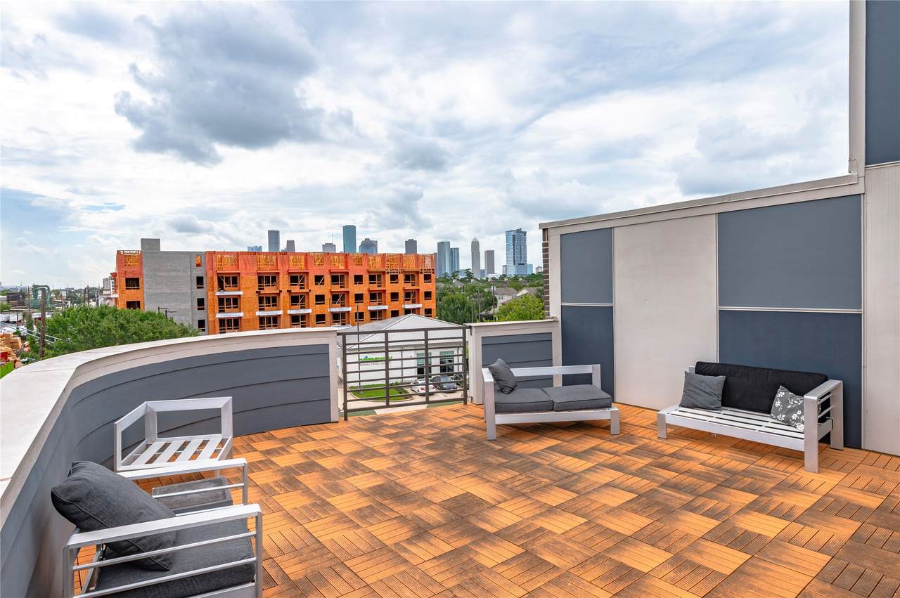 1011 Studemont Street - Photo 1