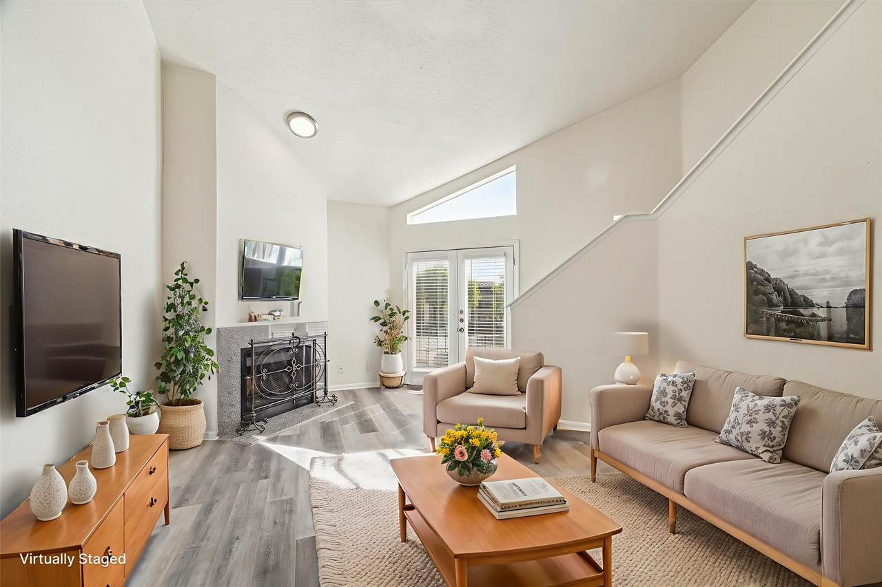 10855 Meadowglen Lane - Photo 1