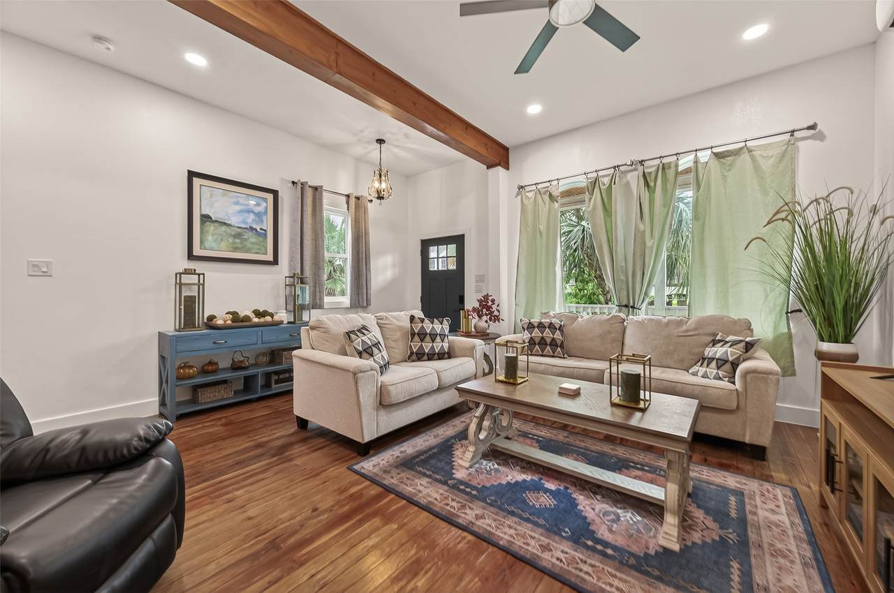 2815 Ball Street - Photo 1