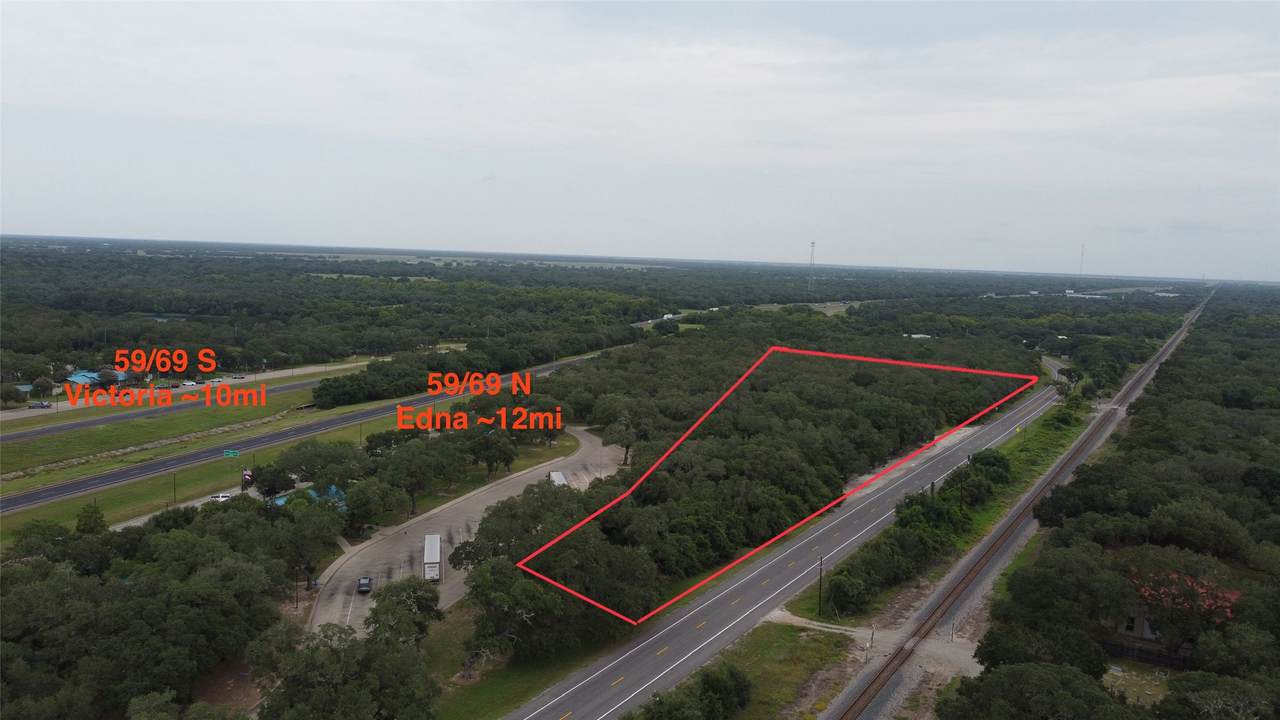 000 Garcitas Creek Road - Photo 1