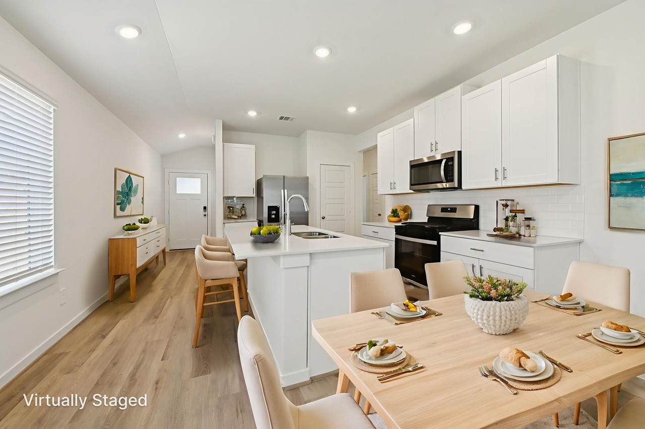 6809 Hart Oak Court - Photo 1