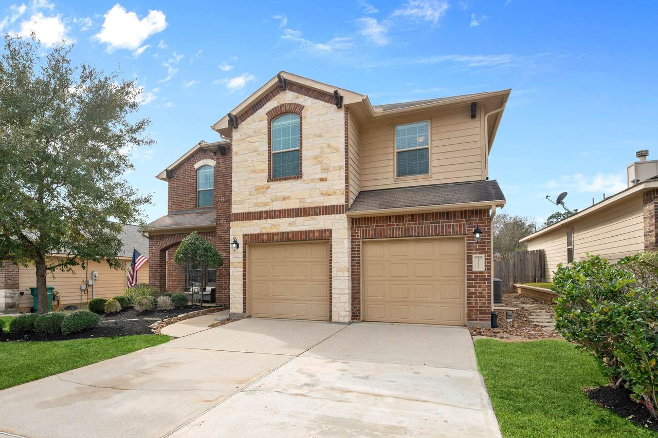 12555 Canyon Falls Boulevard - Photo 1