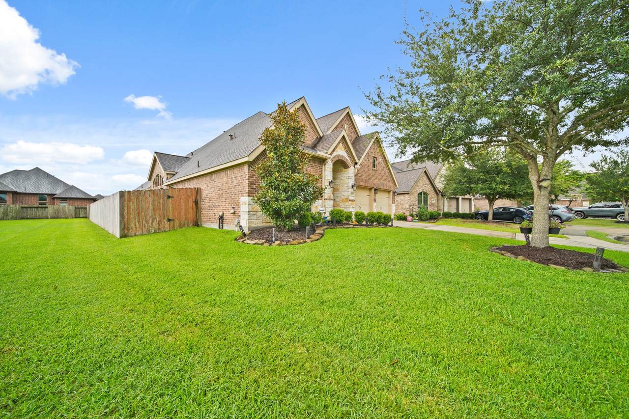 1303 Paradise Creek Lane - Photo 1