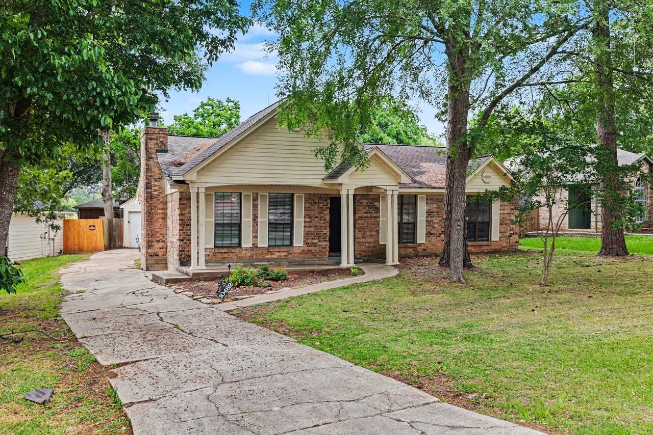 10482 Twin Circles Drive - Photo 1