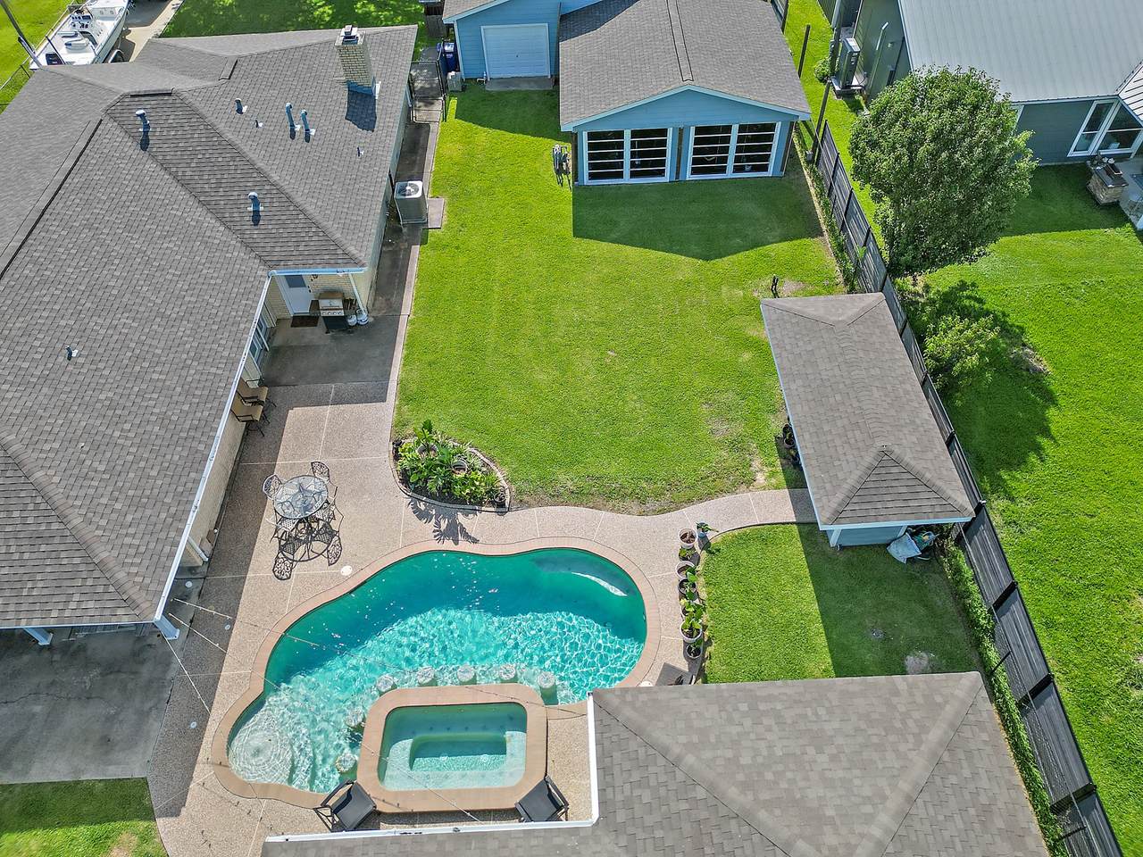 9926 Ocean Drive - Photo 1
